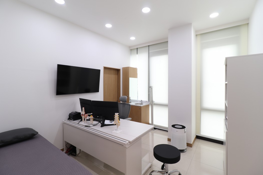 수원반듯한정형외과 이미지 17