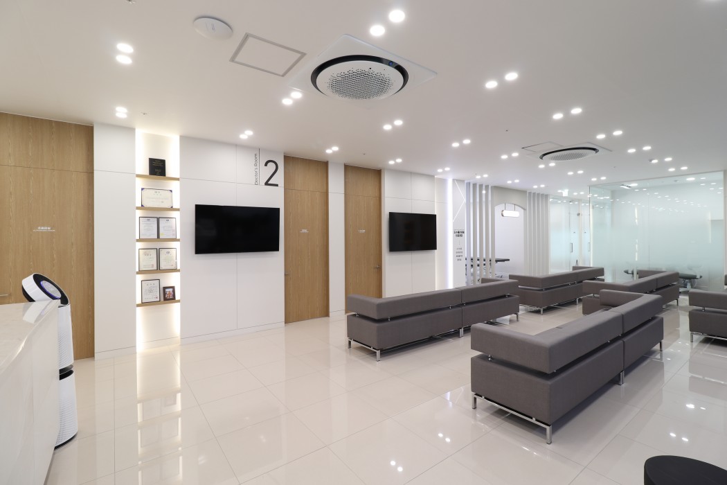 수원반듯한정형외과 이미지 4