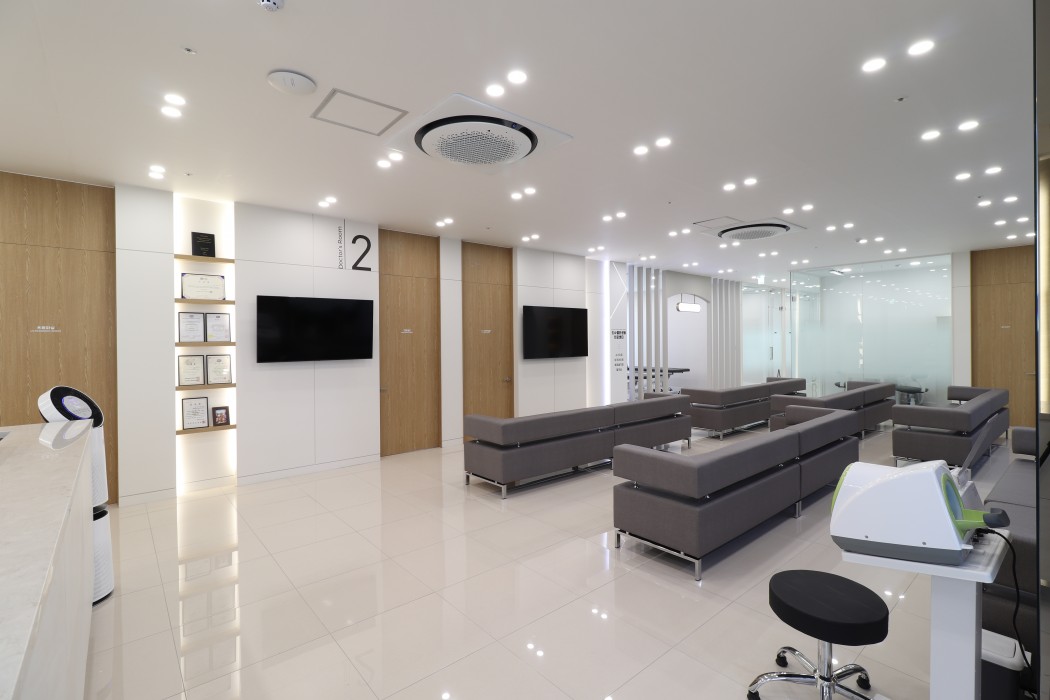 수원반듯한정형외과 이미지 6