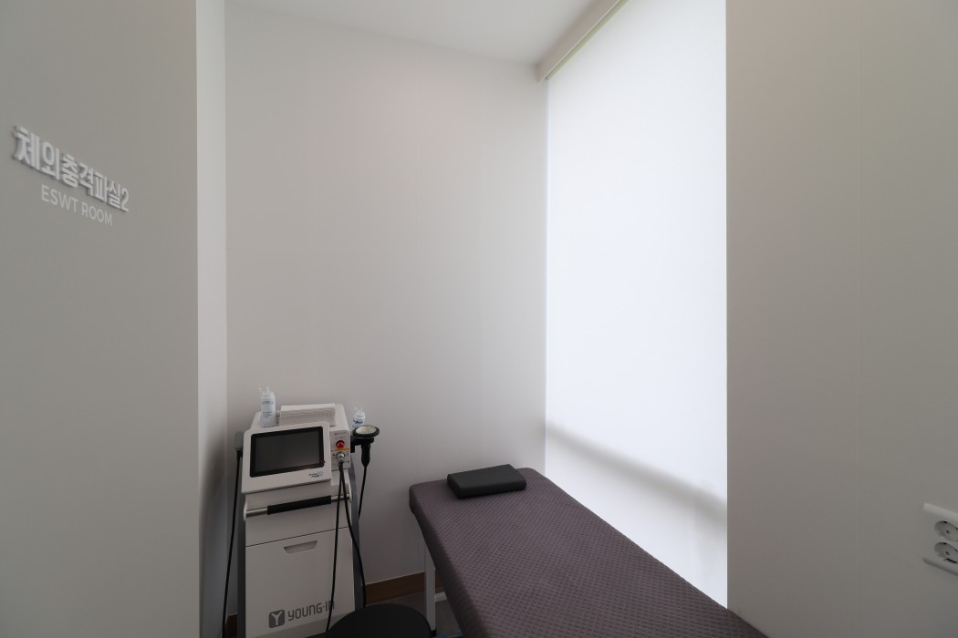 수원반듯한정형외과 이미지 25